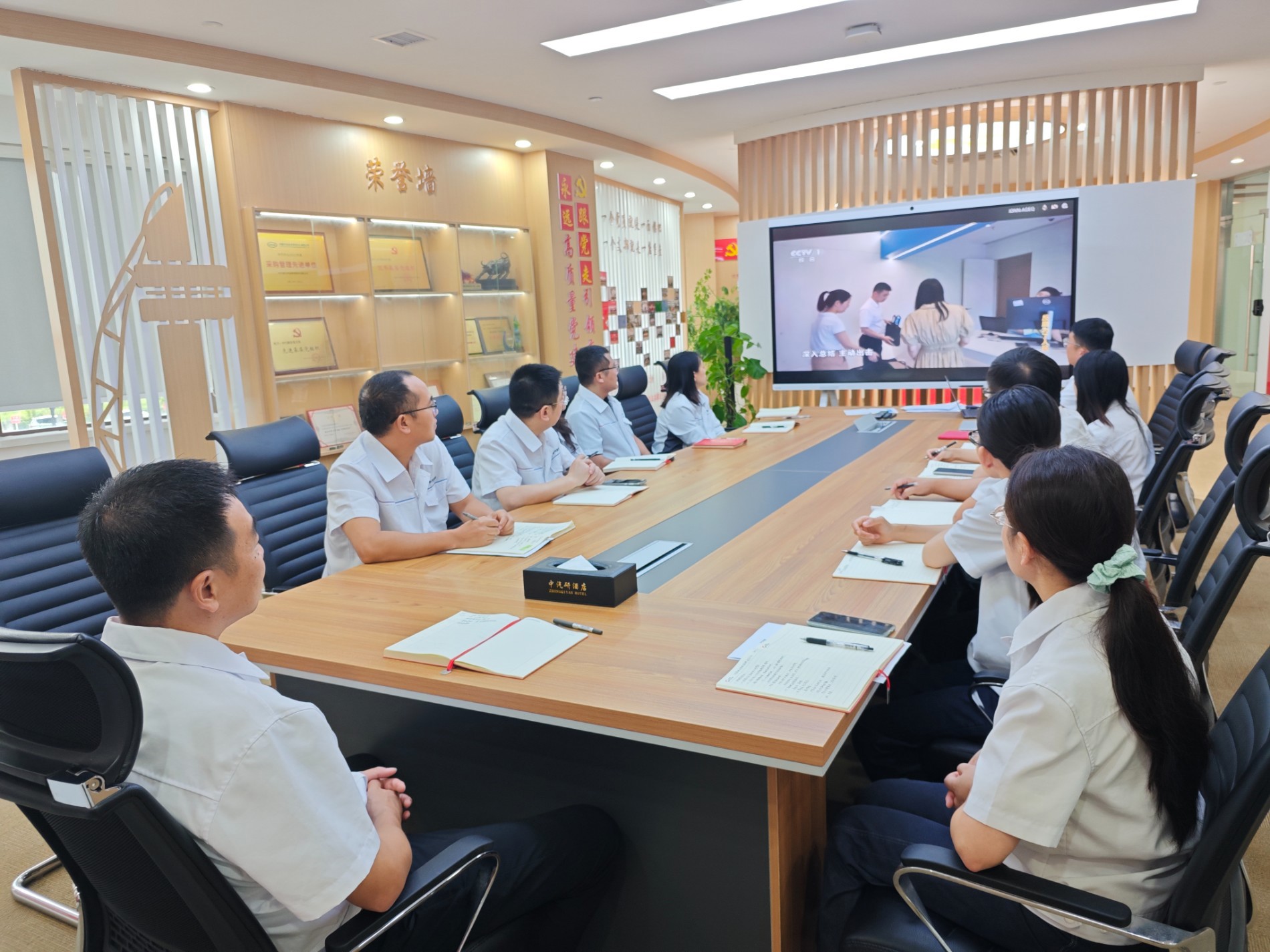 2f7f7d56e82e0ea549aed15de3cea8cc.jpg 2f7f7d56e82e0ea549aed15de3cea8cc.jpg